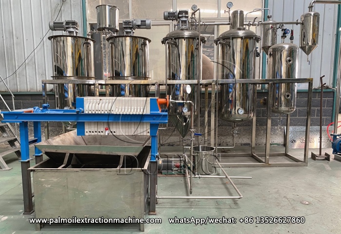 Batch red palm oil refining machinery.jpg