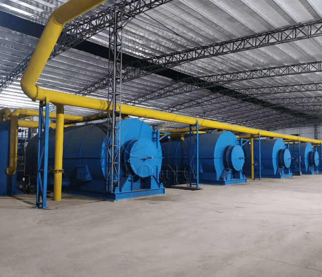 Waste tire refining equipment