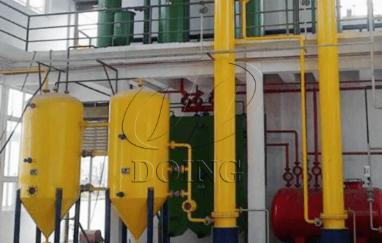 Machine for producing vegetable oil