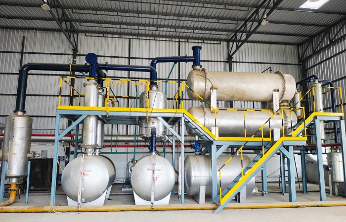 plastic pyrolysis equipment manufacturer in India